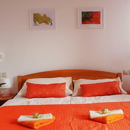 Guesthouse Pri Cebelici Lukovica pri Domžalah Eksteriør bilde