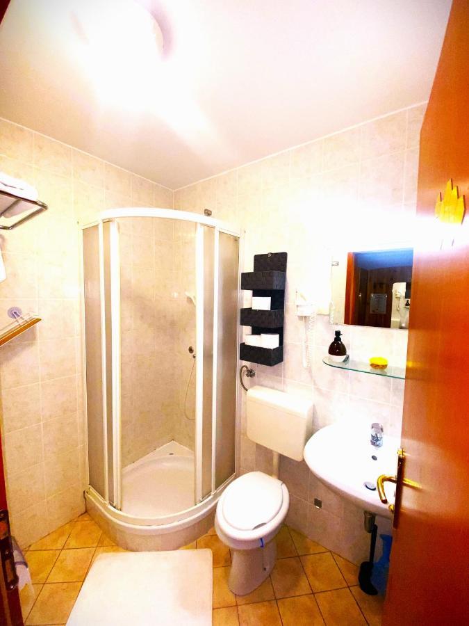 Guesthouse Pri Cebelici Lukovica pri Domžalah Eksteriør bilde