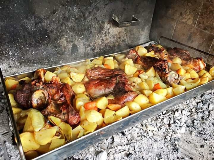 Guesthouse Pri Cebelici Lukovica pri Domžalah Eksteriør bilde