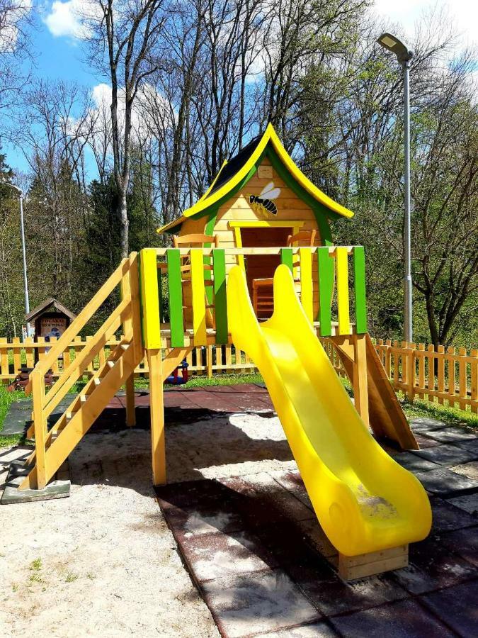 Guesthouse Pri Cebelici Lukovica pri Domžalah Eksteriør bilde